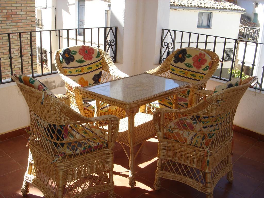 Apartamentos Serrano Ribatajada エクステリア 写真
