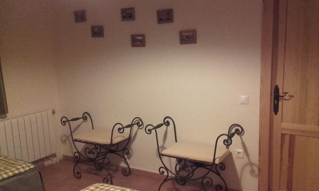 Apartamentos Serrano Ribatajada エクステリア 写真