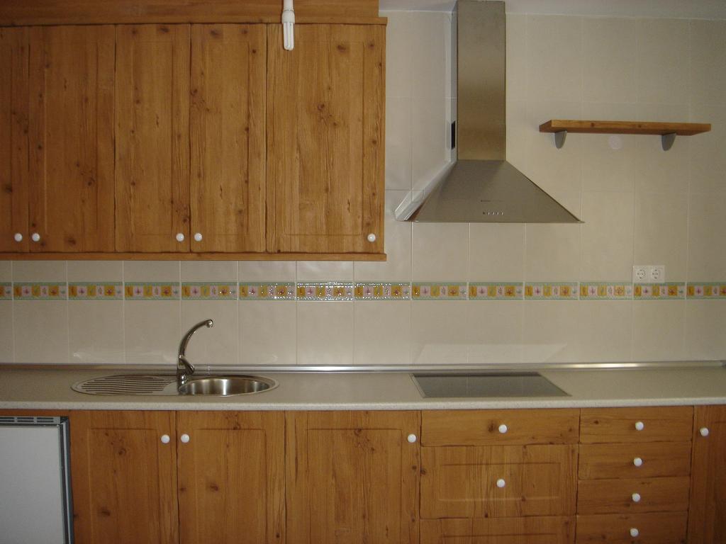 Apartamentos Serrano Ribatajada エクステリア 写真